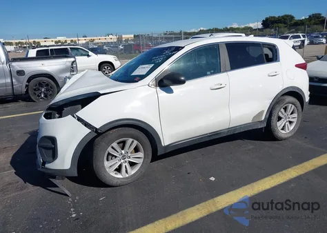 2018 Kia Sportage Lx z USA, uszkodzony, nr VIN KNDPM3AC8J7348067